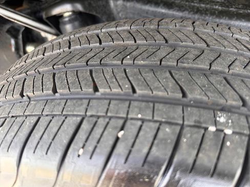 Used 2025 Toyota Tacoma SR5 image 28