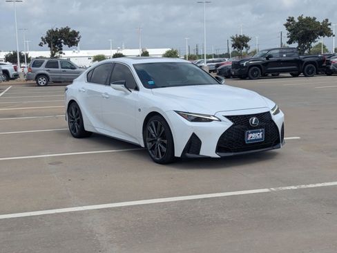 Used 2022 Lexus IS 350 F Sport RWD image 3