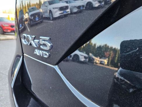 Certified 2025 MAZDA CX-5 AWD 2.5 S w/ Select Package image 9