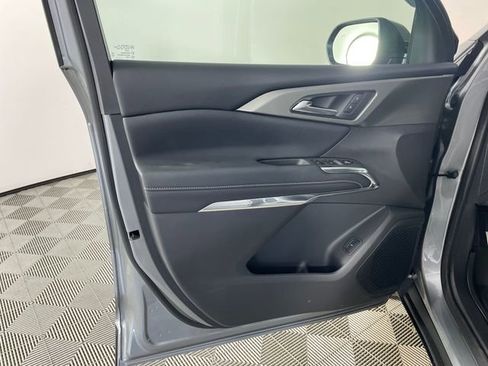 New 2026 Chevrolet Traverse LT w/ Midnight/Sport Edition AWD/4WD image 13