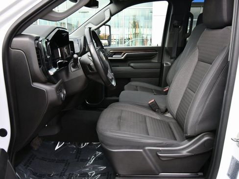 Used 2024 Chevrolet Silverado 2500 LT AWD/4WD image 14