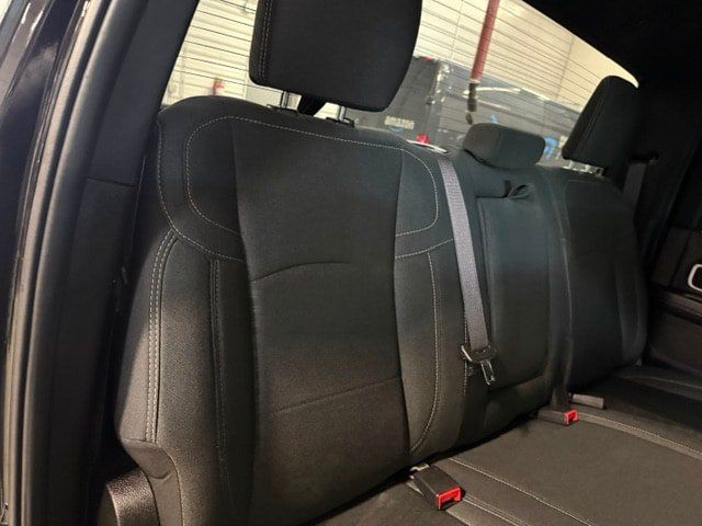 Certified 2025 RAM 2500 Big Horn AWD/4WD image 17