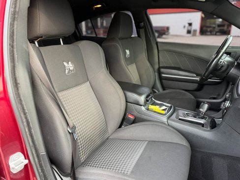 Used 2019 Dodge Charger Scat Pack RWD image 14