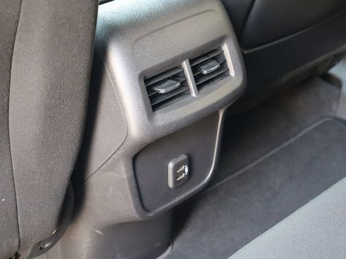 Used 2022 GMC Terrain SLE w/ Driver Convenience Package FWD image 18