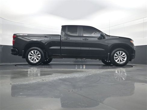 Used 2020 Chevrolet Silverado 1500 Custom image 24