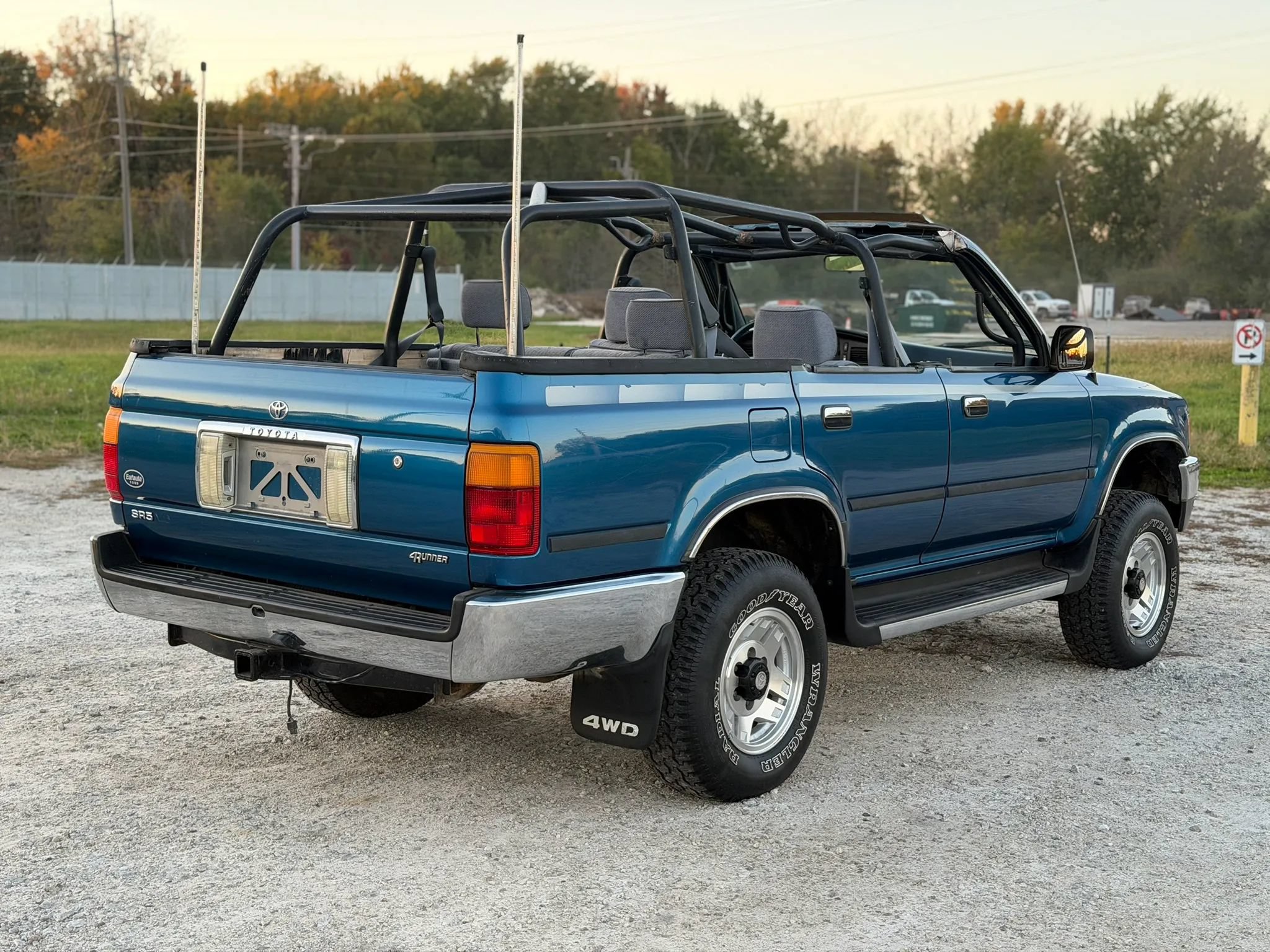 Used 1992 Toyota 4Runner SR5 AWD/4WD image 5