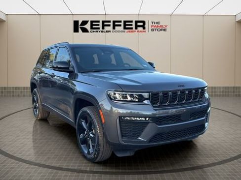 New 2026 Jeep Grand Cherokee Limited image 7