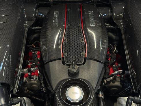 Used 2020 Ferrari 488 Pista Coupe RWD image 43