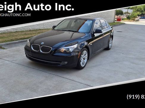 Used 2010 BMW 528i Sedan RWD image 1