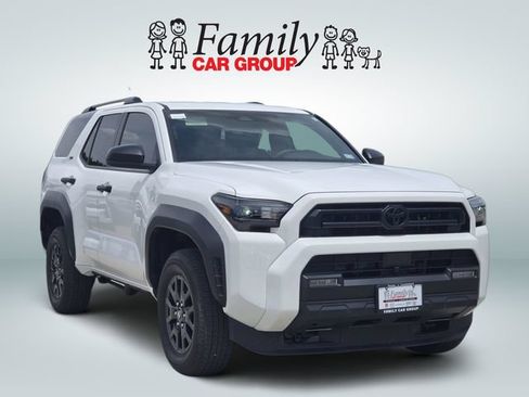 Used 2026 Toyota 4Runner SR5 AWD/4WD image 2