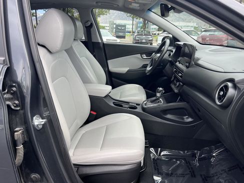 Certified 2022 Hyundai Kona Limited w/ Cargo Package AWD/4WD image 17