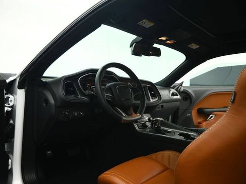 Used 2023 Dodge Challenger SRT Hellcat RWD image 39