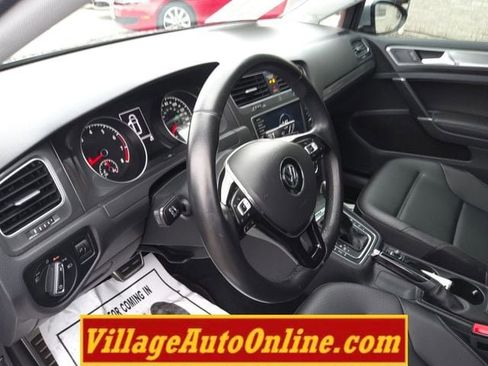 Used 2017 Volkswagen Golf Alltrack SE image 23