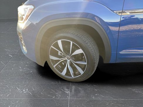 New 2026 Volkswagen Atlas Cross Sport SEL Premium R-Line AWD/4WD image 39