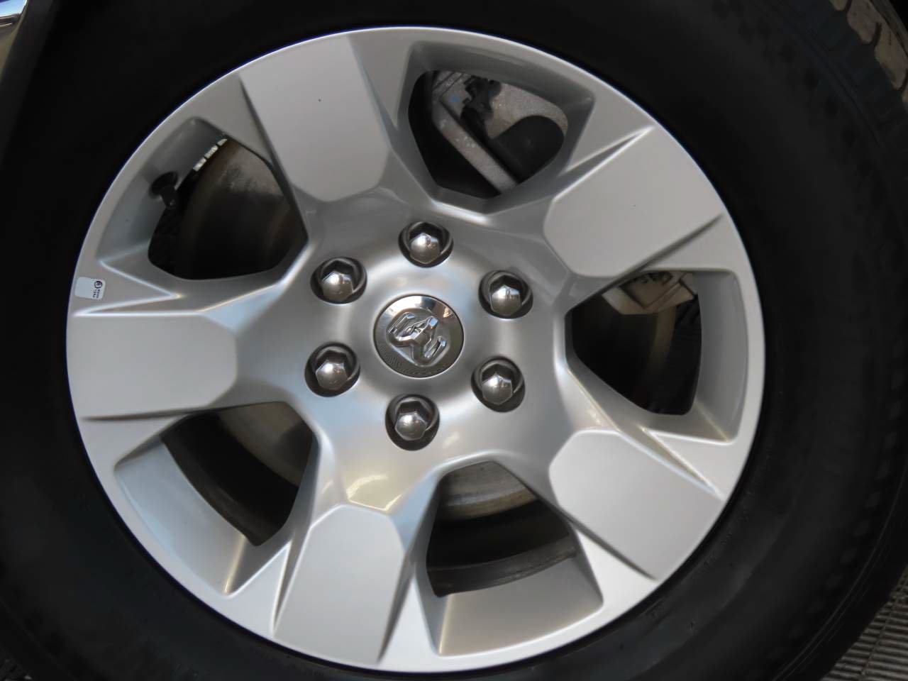 Used 2025 RAM 1500 Big Horn AWD/4WD image 8