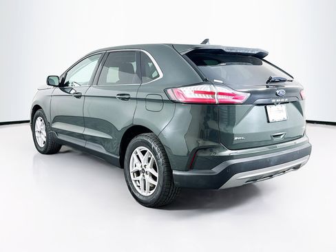 Used 2024 Ford Edge SEL image 5