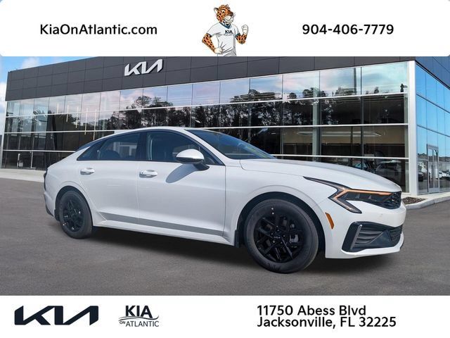 New 2026 Kia K5 LXS FWD image 1