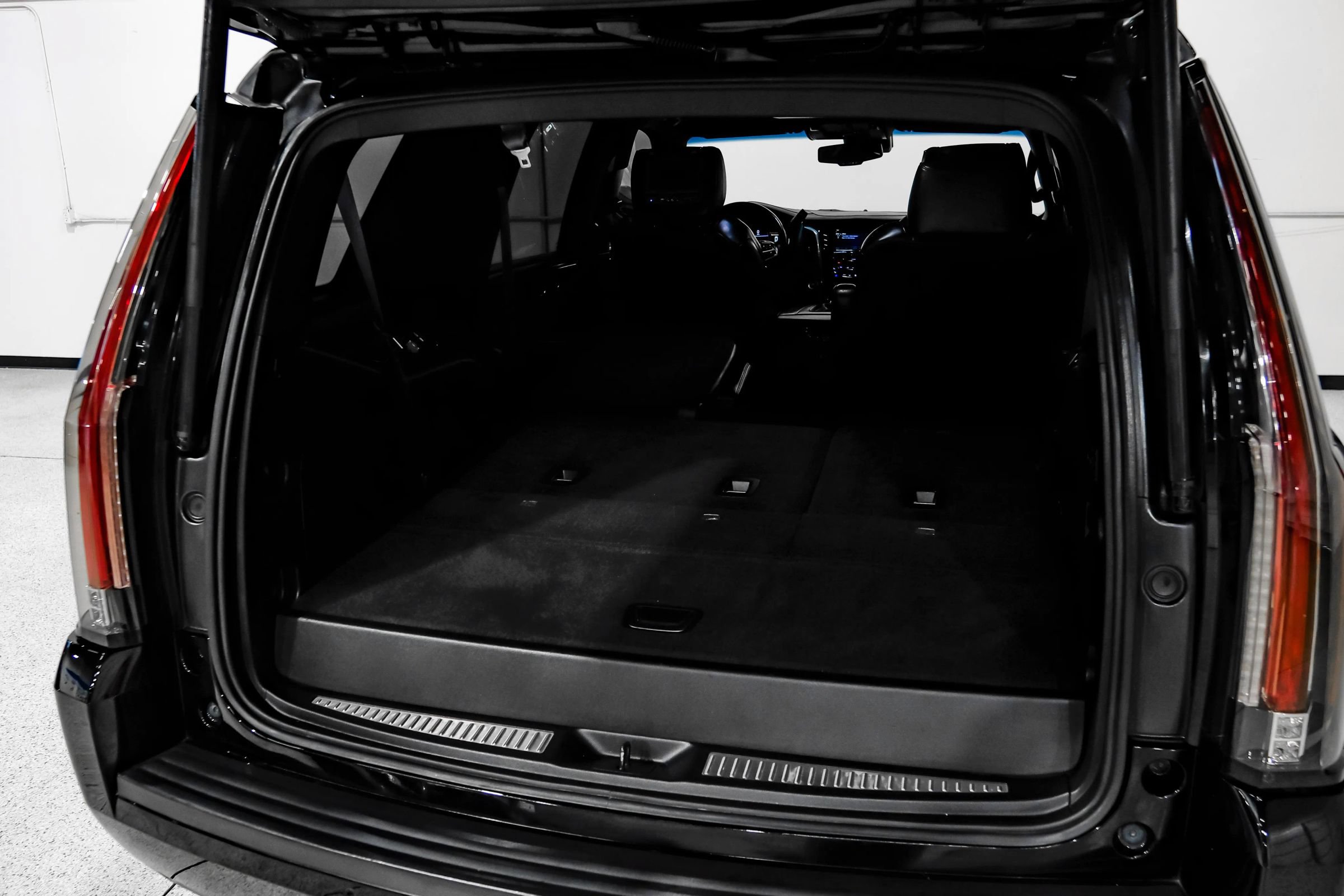 Used 2016 Cadillac Escalade Platinum AWD/4WD image 64