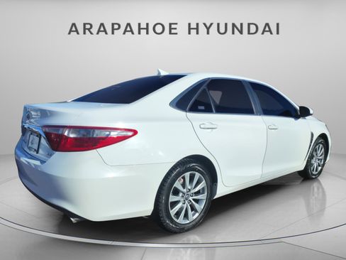 Used 2017 Toyota Camry XLE image 8