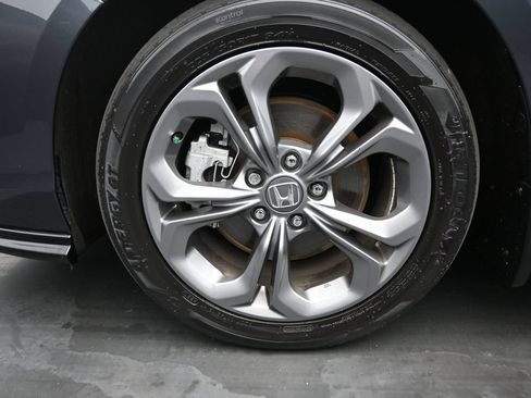 Used 2023 Honda Accord EX-L image 10