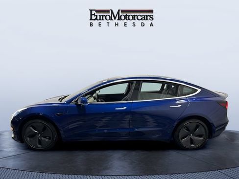 Used 2020 Tesla Model 3 Standard Range Plus RWD image 2
