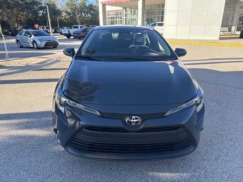 Used 2026 Toyota Corolla LE image 2
