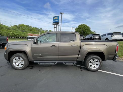 Used 2017 GMC Canyon SLE w/ SLE Convenience Package image 8