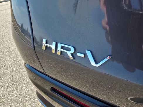 Used 2026 Honda HR-V EX-L image 10