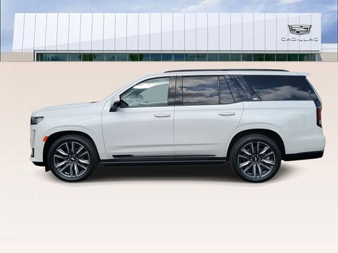 Certified 2021 Cadillac Escalade Sport Platinum image 5