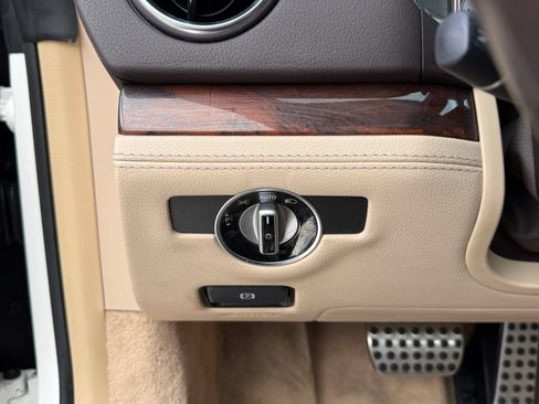 Used 2016 Mercedes-Benz SL 400 image 52