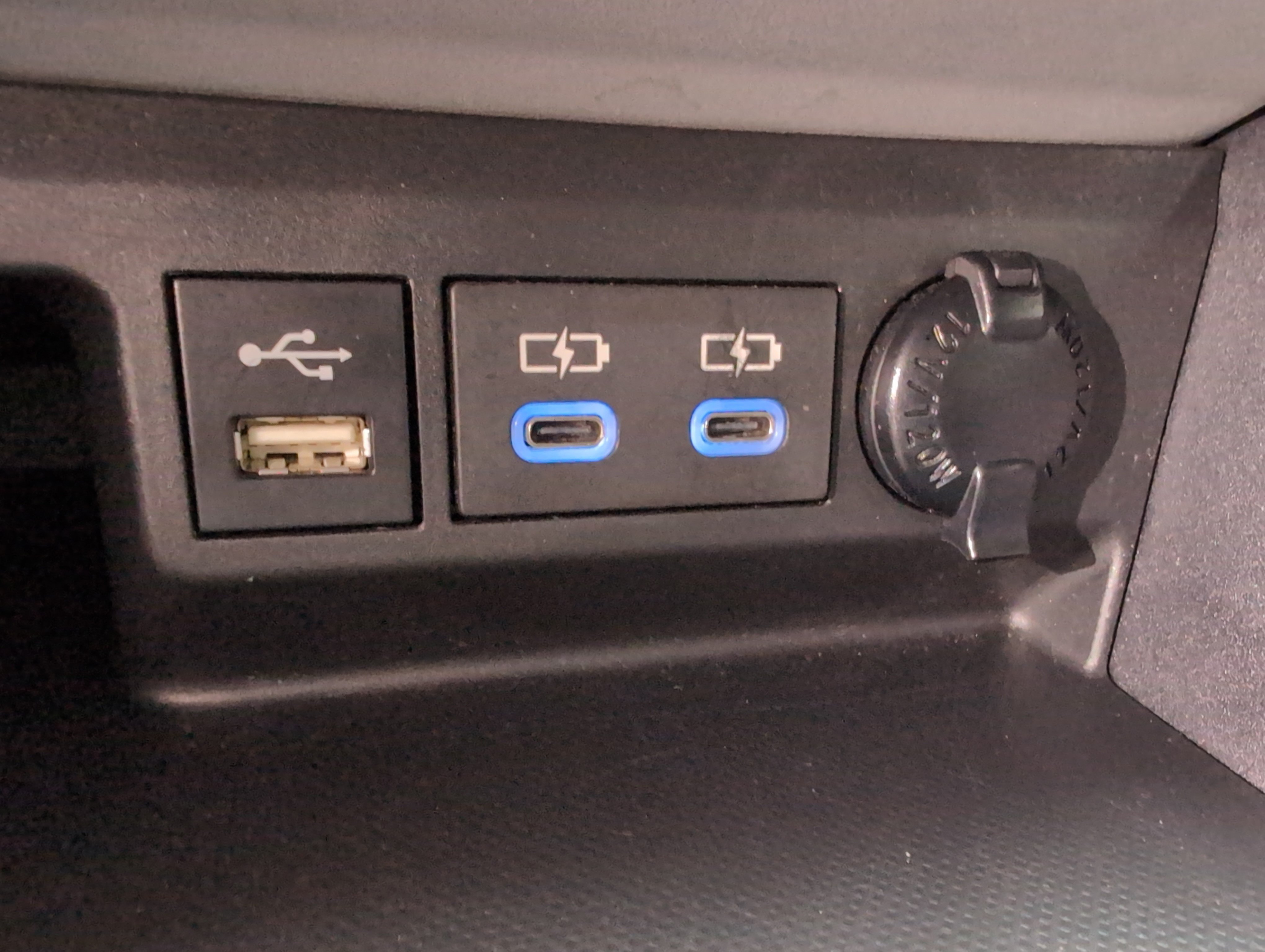 Used 2022 Toyota Highlander Platinum FWD image 42