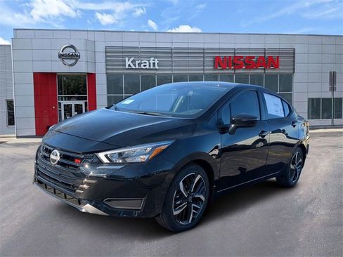 New 2025 Nissan Versa SR w/ Trunk Package image 7