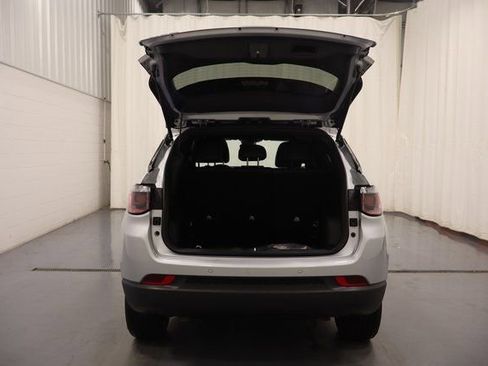New 2026 Jeep Compass Limited AWD/4WD image 18