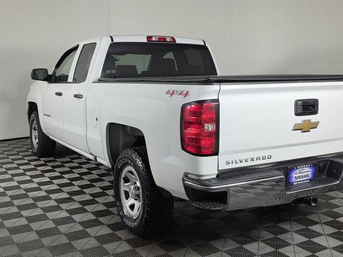 Used 2017 Chevrolet Silverado 1500 W/T w/ WT Convenience Package AWD/4WD image 7