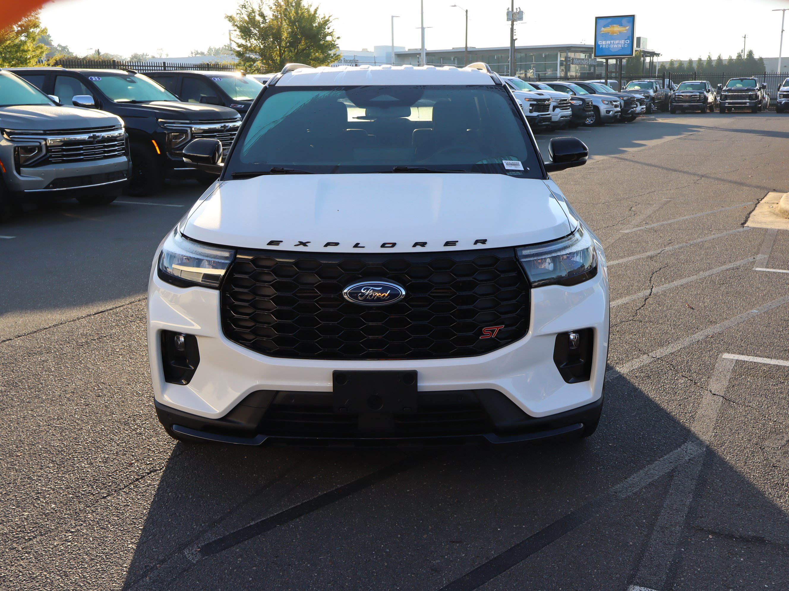 Used 2026 Ford Explorer ST AWD/4WD image 3