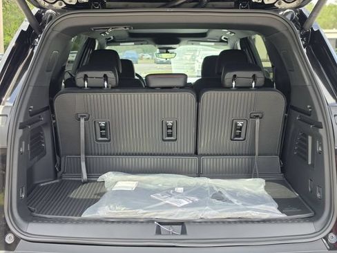 New 2026 Chevrolet Traverse Z71 w/ Enhanced Driving Package AWD/4WD image 11