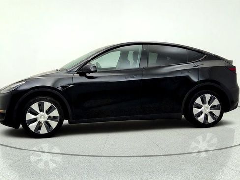 Used 2022 Tesla Model Y Long Range AWD/4WD image 8