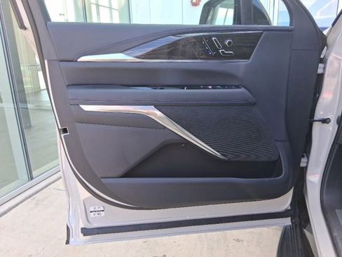 New 2026 Cadillac Escalade IQ Sport 1 w/ LPO, ONYX Package image 19