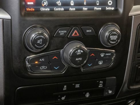 Used 2024 RAM 1500 Classic Warlock w/ Electronics Group image 19