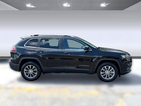 Used 2020 Jeep Cherokee Latitude Lux w/ Comfort/Convenience Group AWD/4WD image 6
