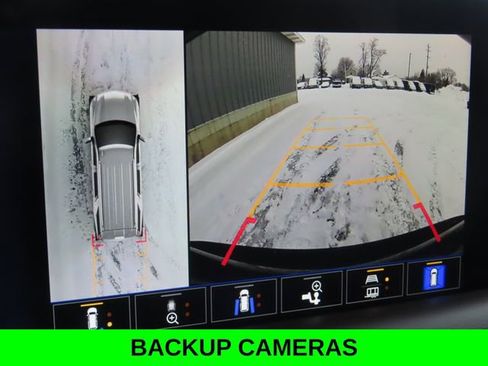 Used 2022 Chevrolet Tahoe LT w/ Luxury Package image 6