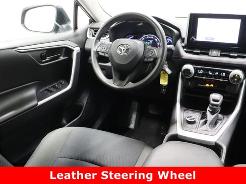 Used 2024 Toyota RAV4 LE image 27