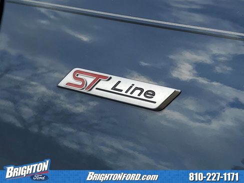 Used 2023 Ford Escape ST-Line Select w/ Tech Pack #2 image 5