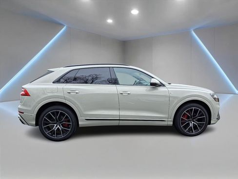 Used 2023 Audi Q8 Premium Plus w/ Premium Plus Package AWD/4WD image 4