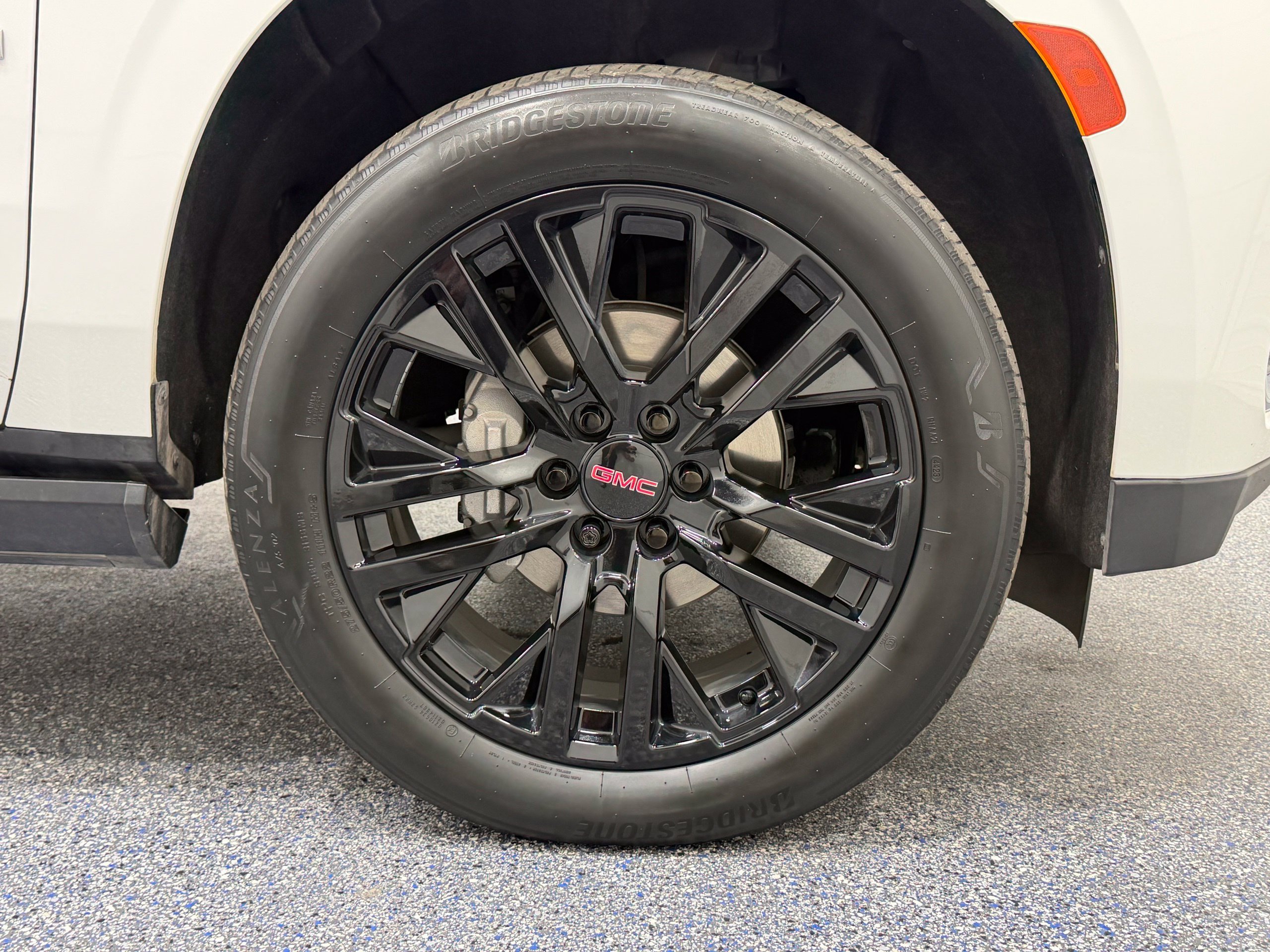 Used 2021 GMC Yukon Denali AWD/4WD image 19