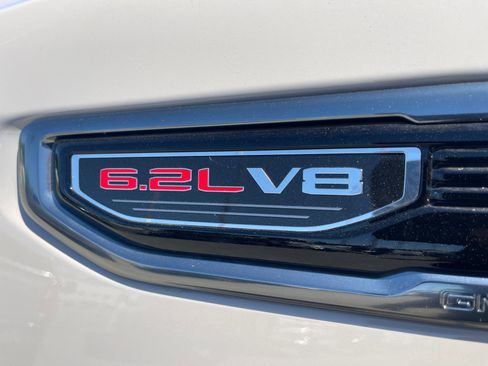 New 2026 GMC Sierra 1500 AT4 w/ AT4 Premium Package AWD/4WD image 9
