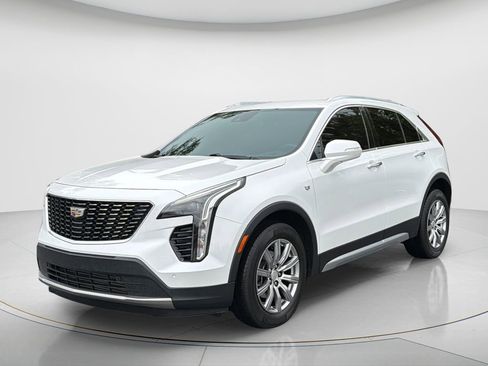 Used 2021 Cadillac XT4 Premium Luxury w/ Driver Awareness Package image 9