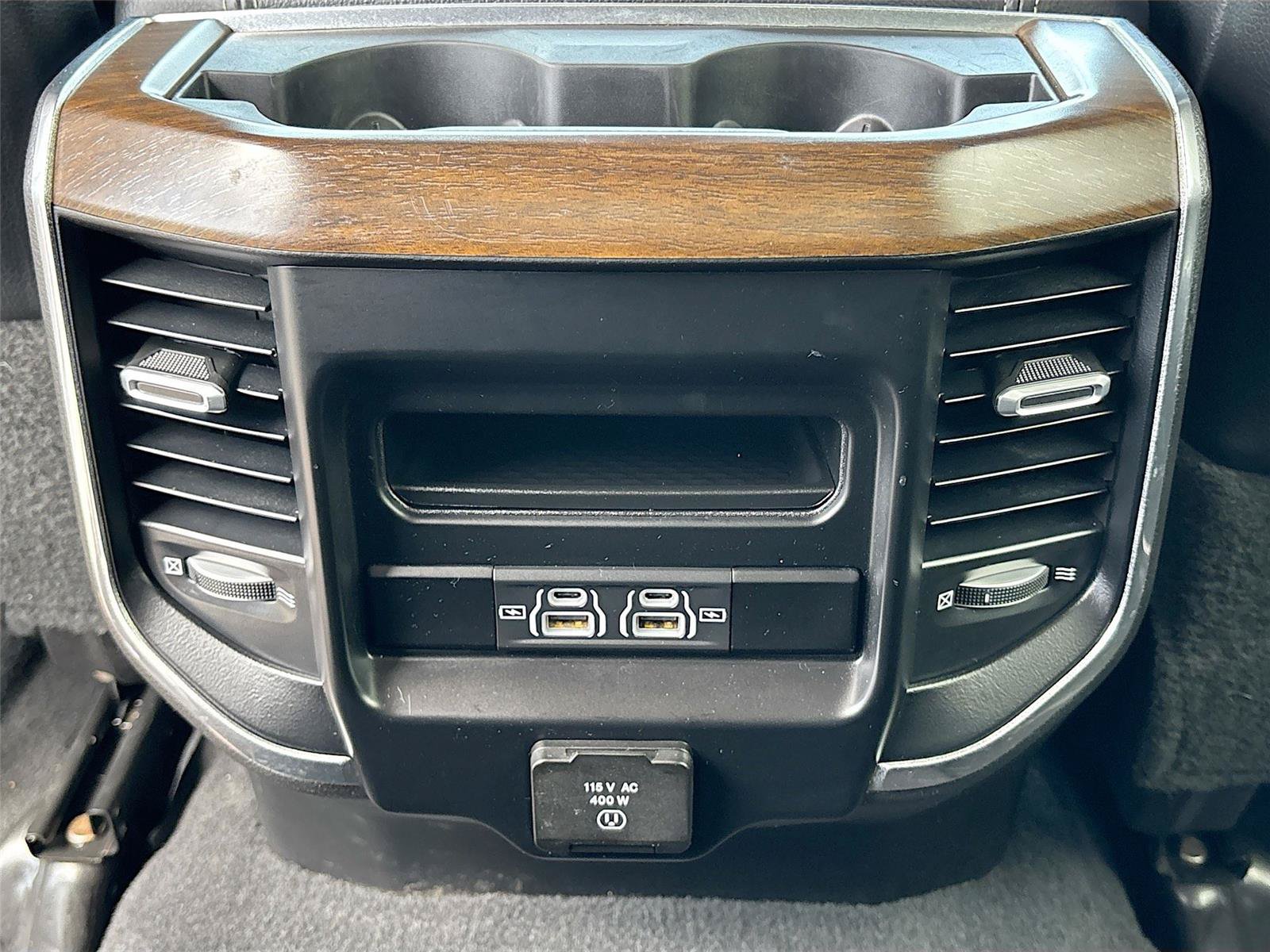 Used 2022 RAM 2500 Laramie AWD/4WD image 24