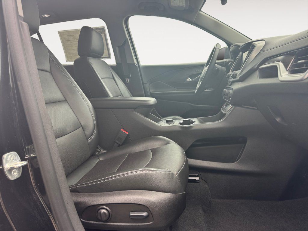 Used 2023 GMC Terrain SLT w/ Infotainment Package II AWD/4WD image 15