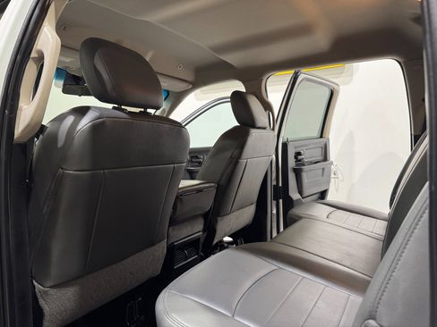 Used 2018 RAM 2500 Tradesman w/ Cold Weather Group image 17